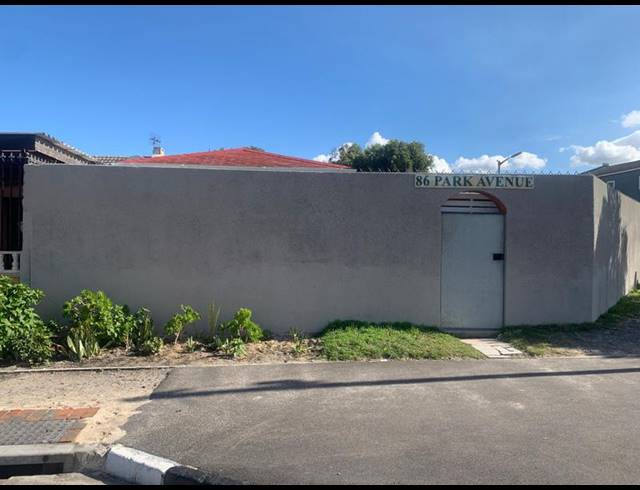 3 BEDROOM HOUSE FOR SALE IN WESTRIDGE